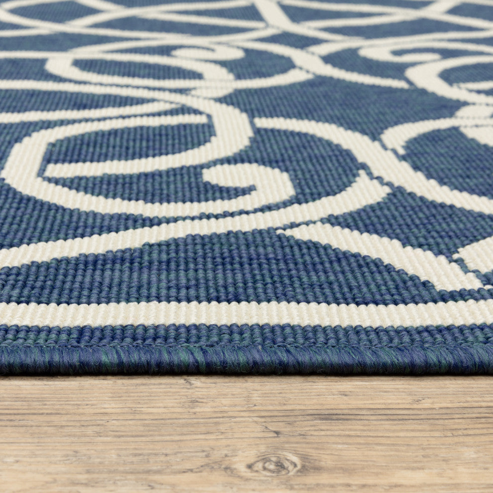Madelina Lattice Scrollwork Navy Indoor or Outdoor Rug, 7'10"x10'10"