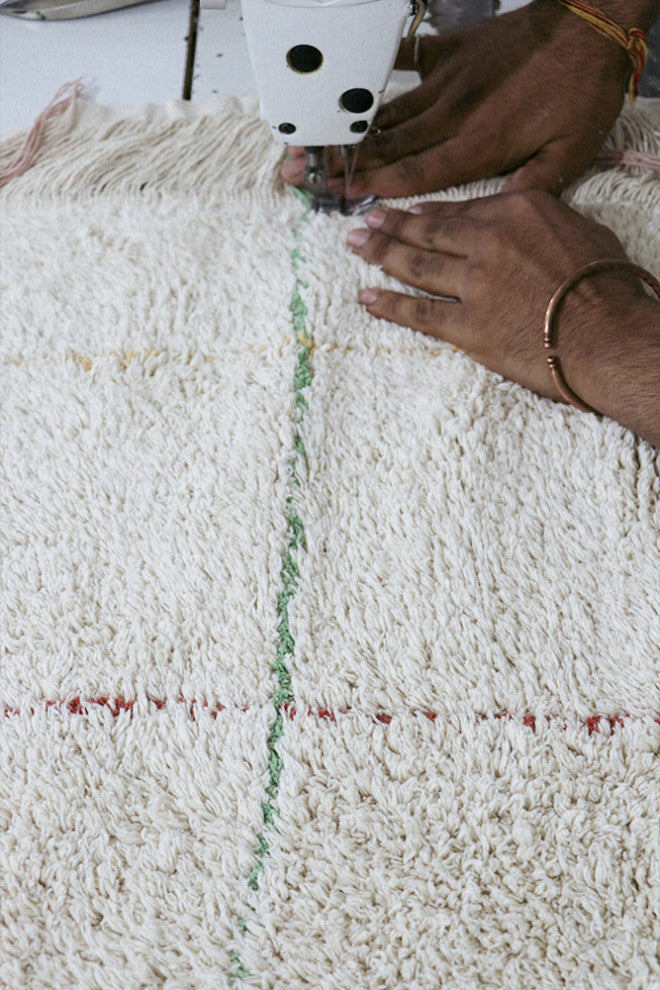 Washable Rug Color Lines, 3' X 4' 3"
