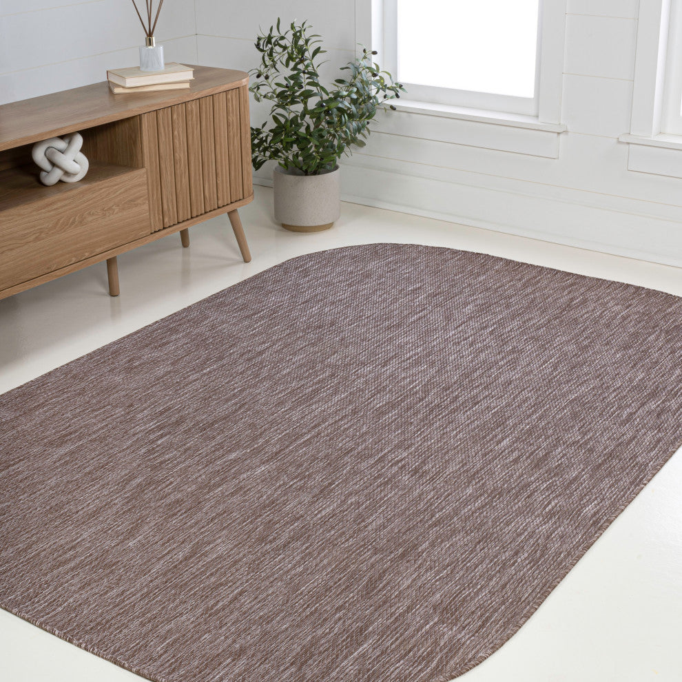 Miles Modern Minimalist Radius Corner Solid Indoor/Outdoor Shaped Area Rug