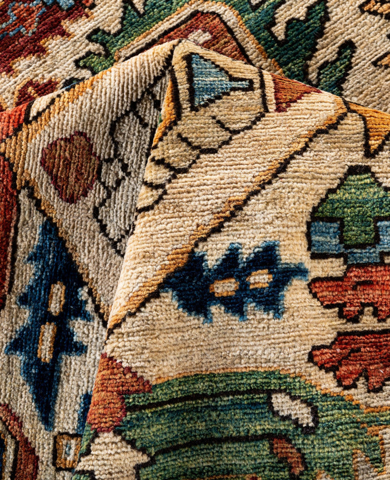 Serapi One-of-a-Kind Hand-Knotted Area Rug Ivory, 8'1" x 9'8"