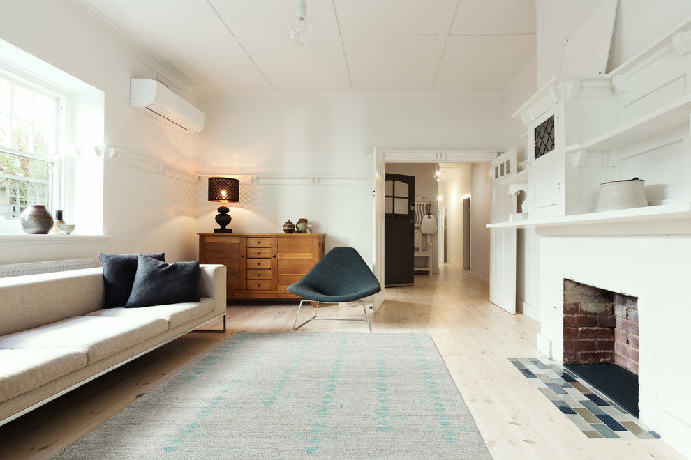 Kaleen Hand Woven Solitaire Silver Bamboo Silk Rug, 9'6"x13'