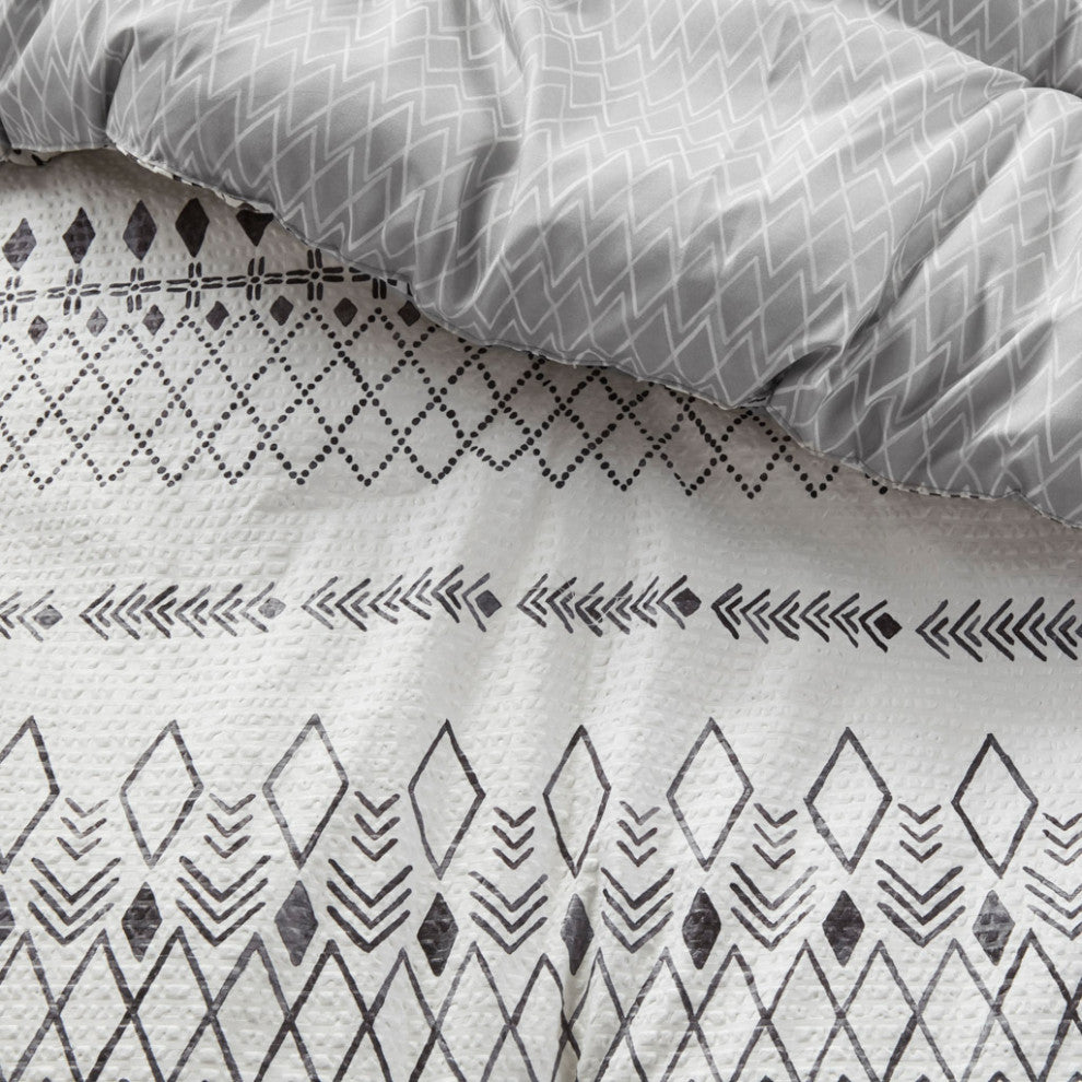 Madison Park Fraser 5 Piece Printed Seersucker Comforter Set With Throw Pillows
