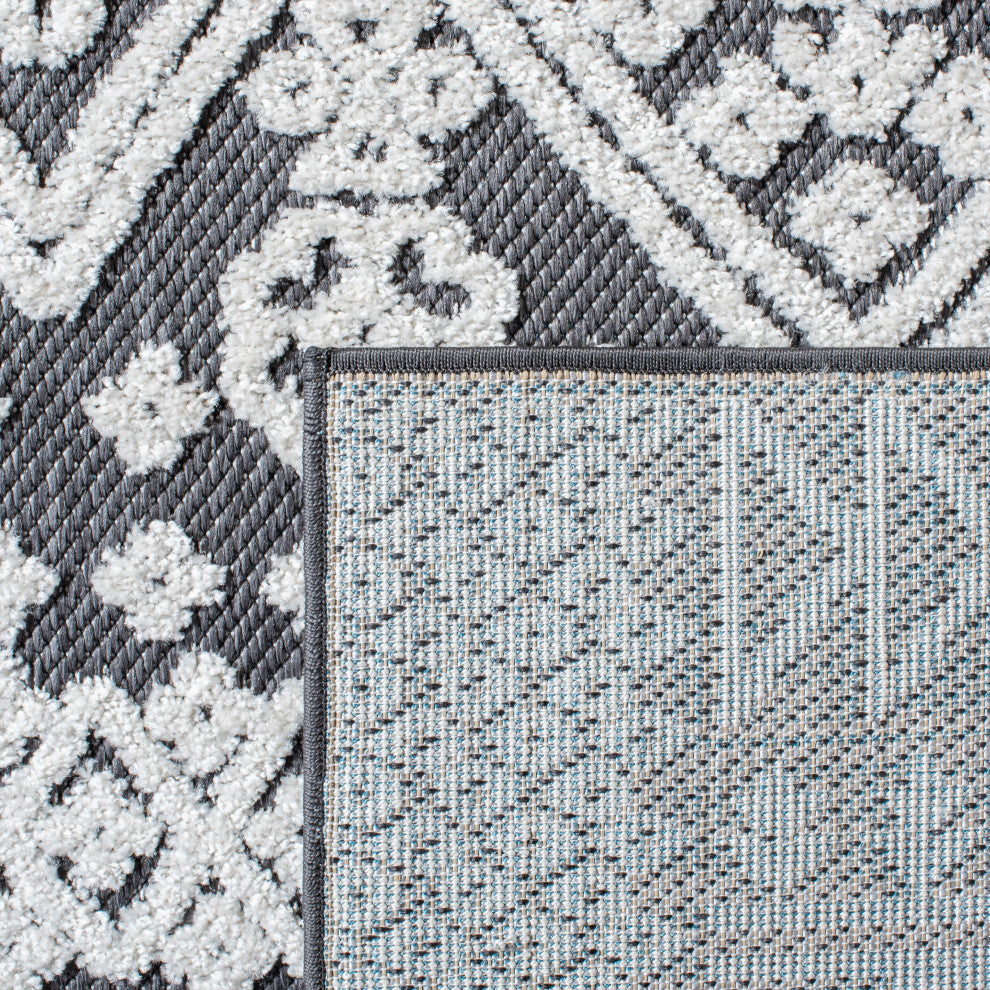 Safavieh Cabana Collection CBN658 Indoor-Outdoor Rug