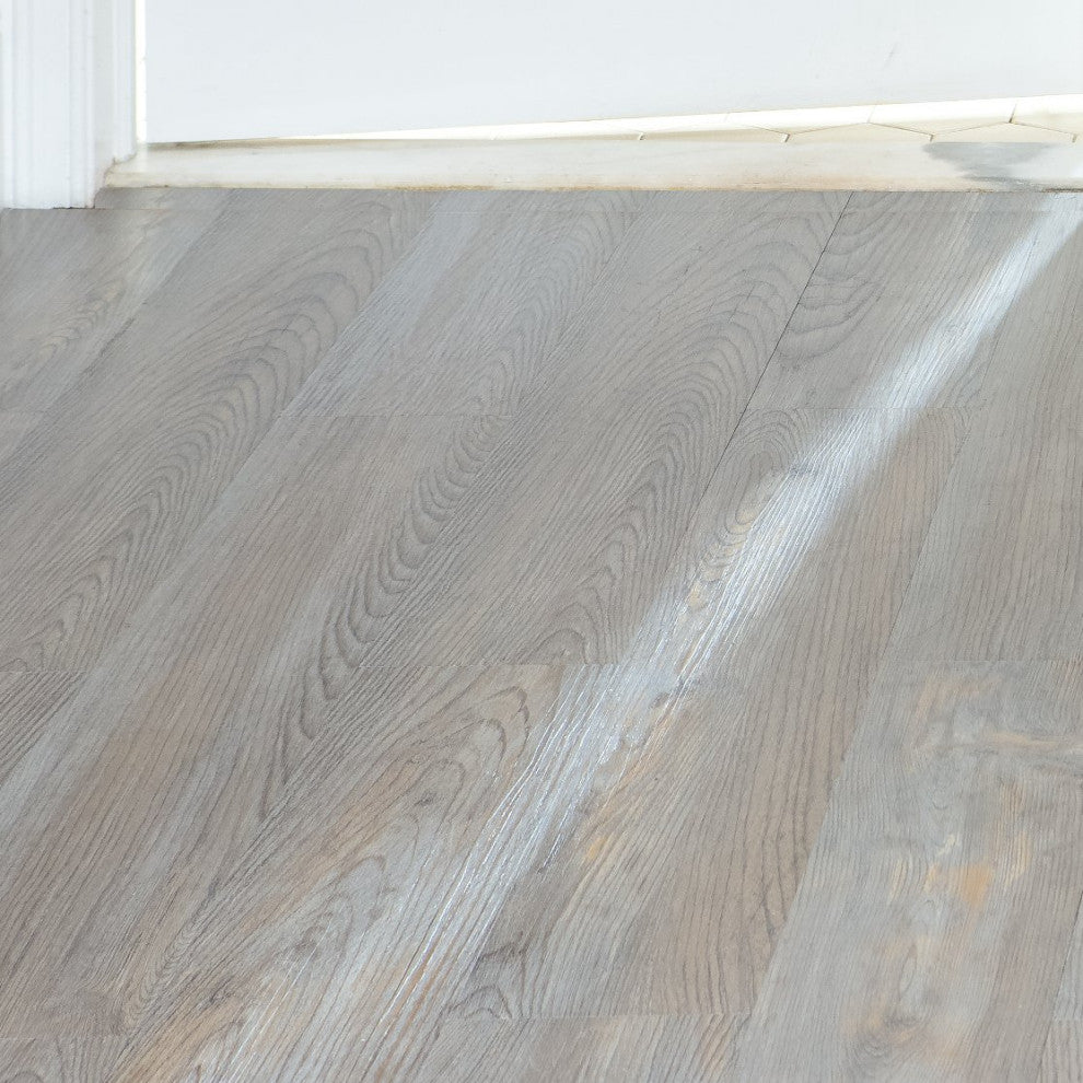 Silver Spruce Wood Self-Adhesive Vinyl Planks Peel Stick Tiles - 10-Pc