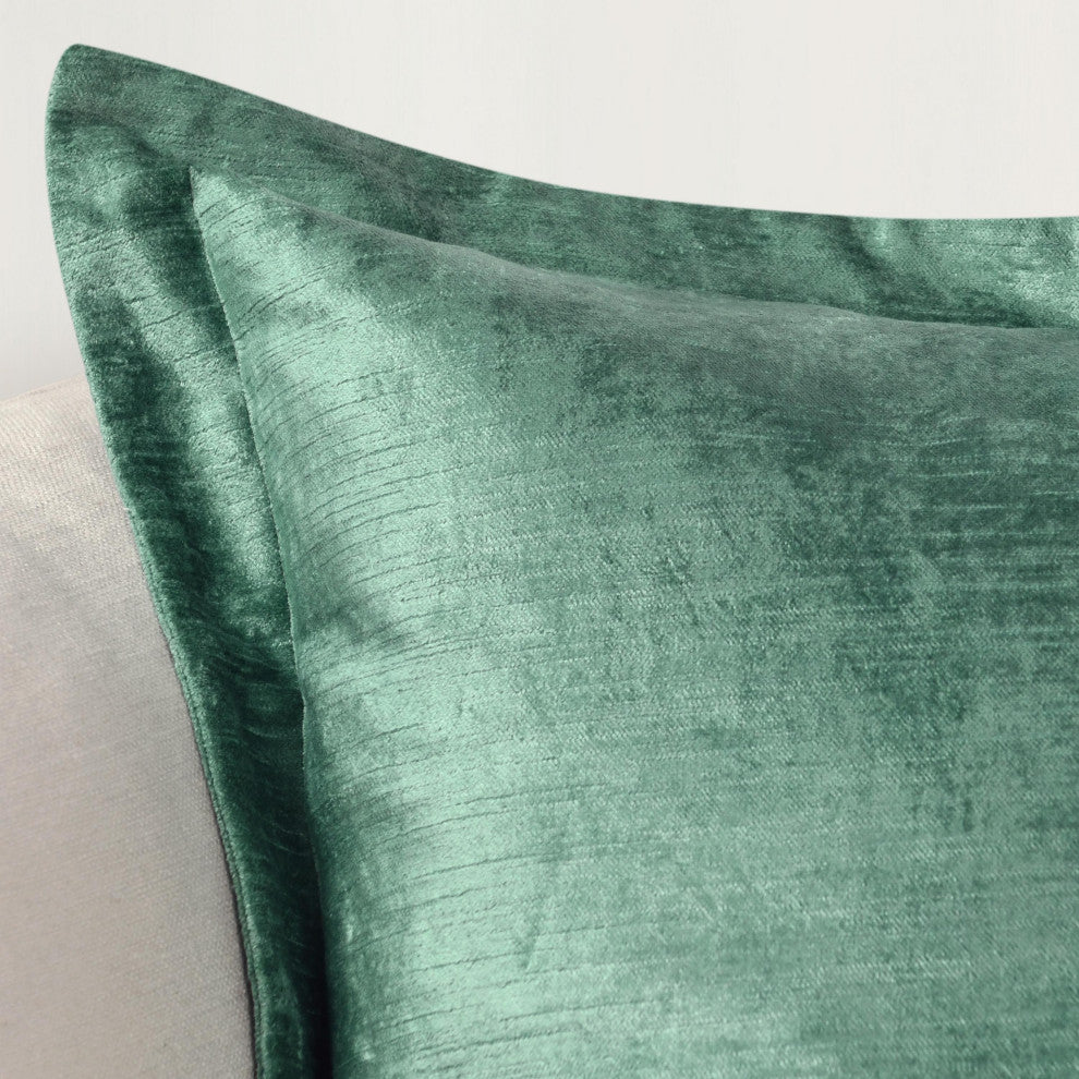 Bryce Velvet 22" Square Throw Pillow, Green