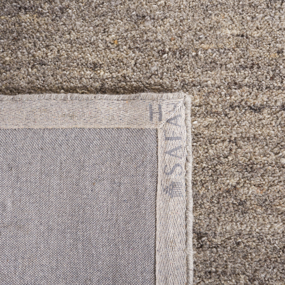 Safavieh Metro Collection HIM413G Rug, Light Grey, 7' X 7' Square