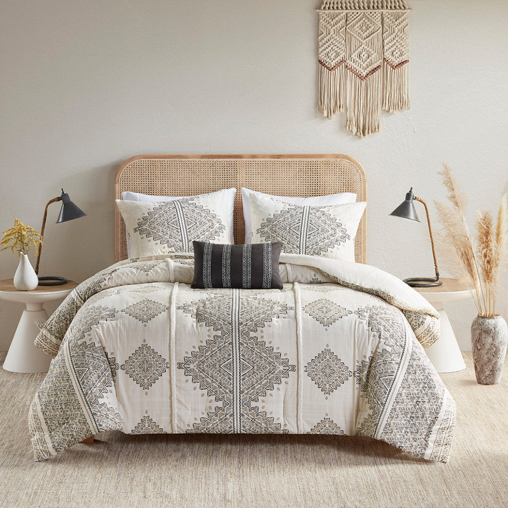 Madison Park Ibiza 4 Piece Printed Comforter Set With Throw Pillow
