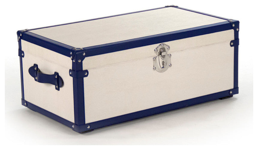 Madalene Trunk