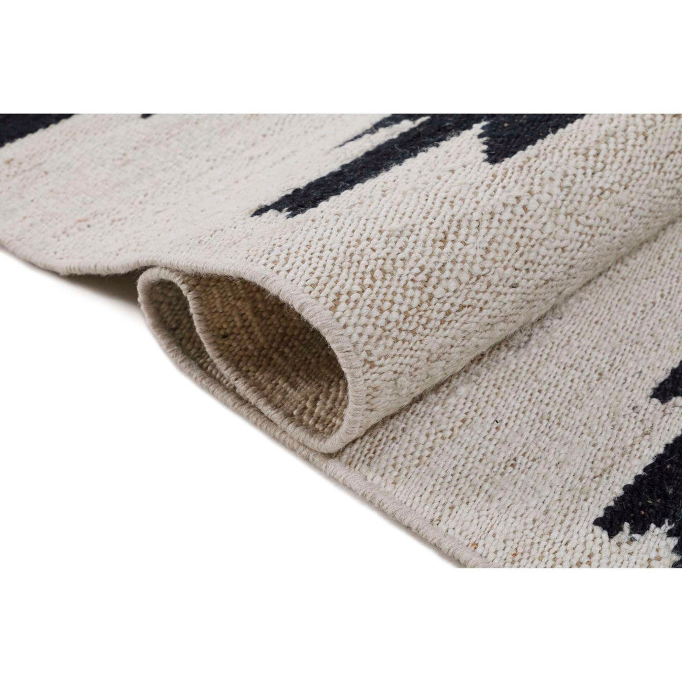 Sona Alba Area Rug, Ivory, 2'x3'