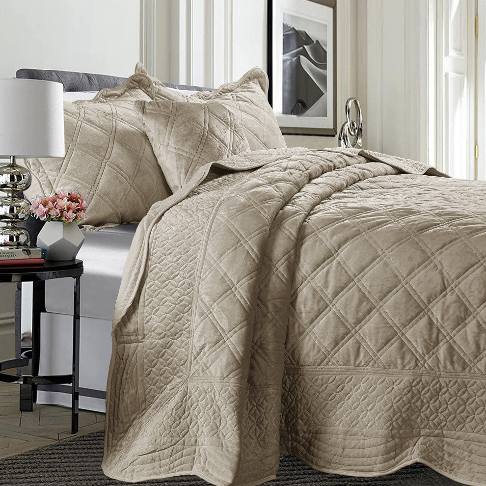 Supersoft Microplush Quilted 4-Piece Bed Spread Set, Oatmeal, Queen