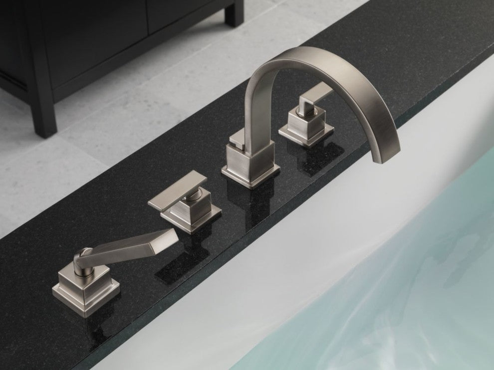 Delta Vero Roman Tub Trim With Hand Shower, Stainless, T4753-SS