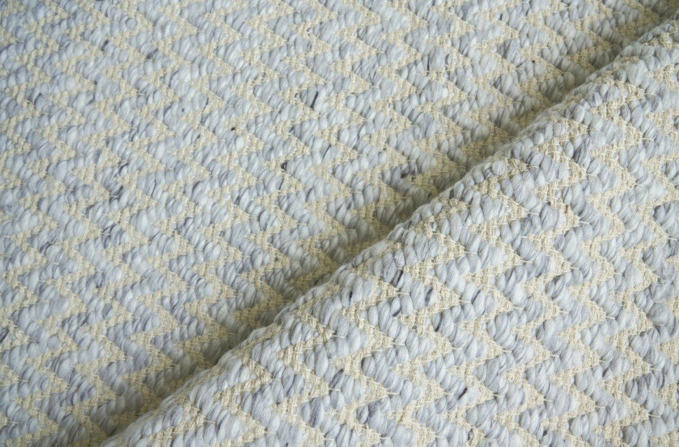 Rialto Handwoven Polyester and Cotton Light Gray Area Rug