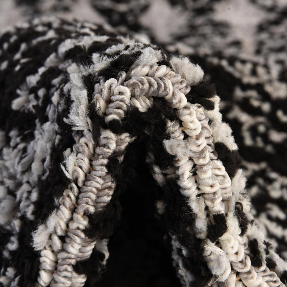 Unique Loom Cherokee Asheville Area Rug, Black, 4' 0 X 6' 0 Rectangular