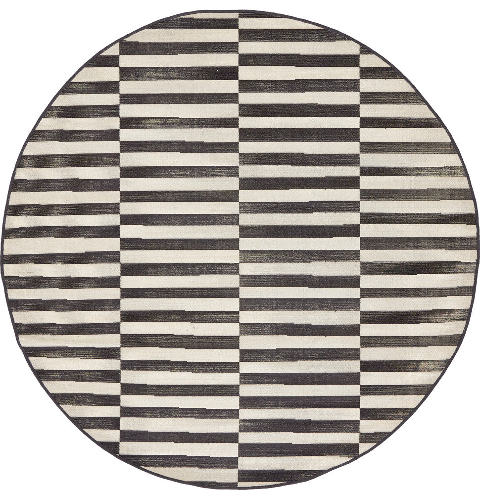 Unique Loom Black Striped Williamsburg 5' Round Rug