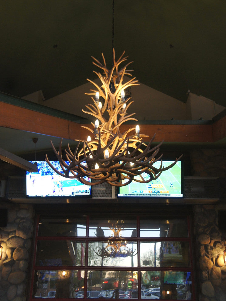 Reproduction Antler Tall Spruce Mule Deer Chandelier Light, RL-17