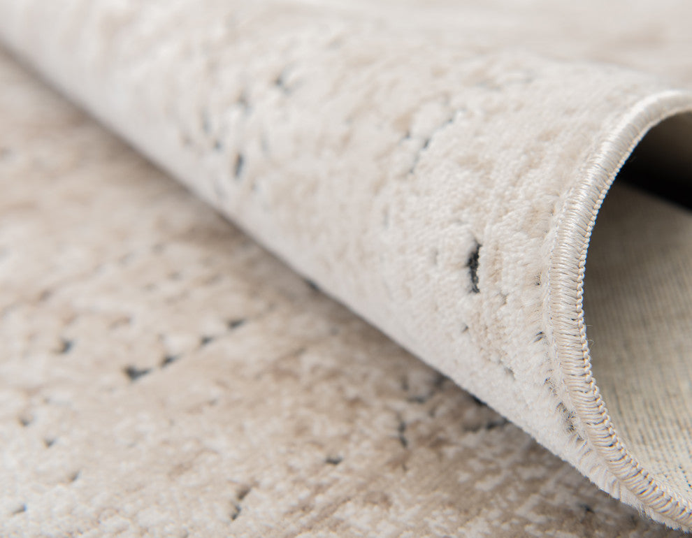 Unique Loom Beige Chateau Quincy 6' 0 x 9' 0 Area Rug