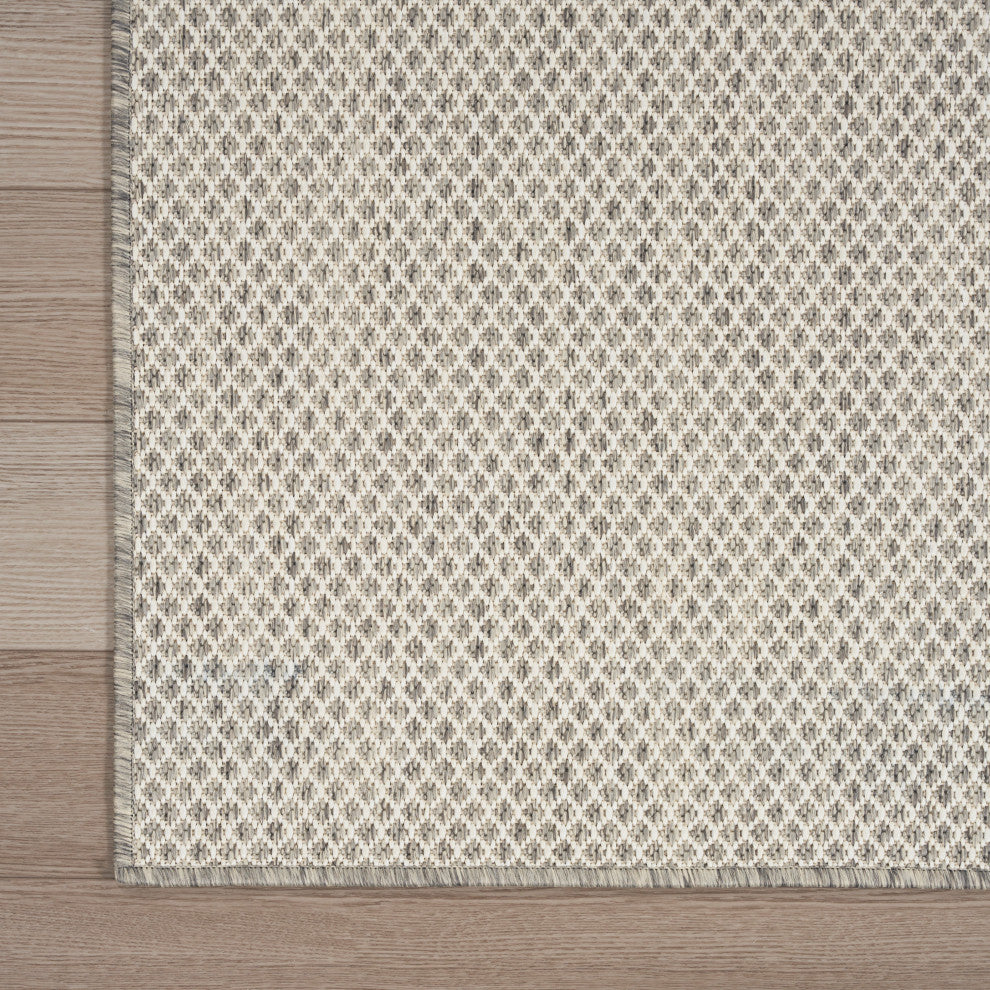 Nourison Courtyard 4' x Square Ivory/Silver Modern Rug