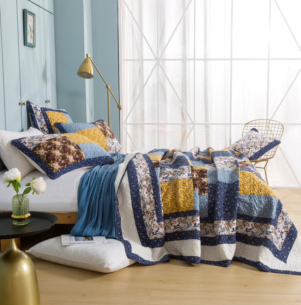 Tache Prairie Sunset Floral Farmhouse Cotton Patchwork Reversible Quilt Set, Cal