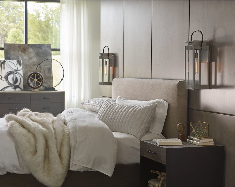 Union Square 1-Light Small Wall Lantern