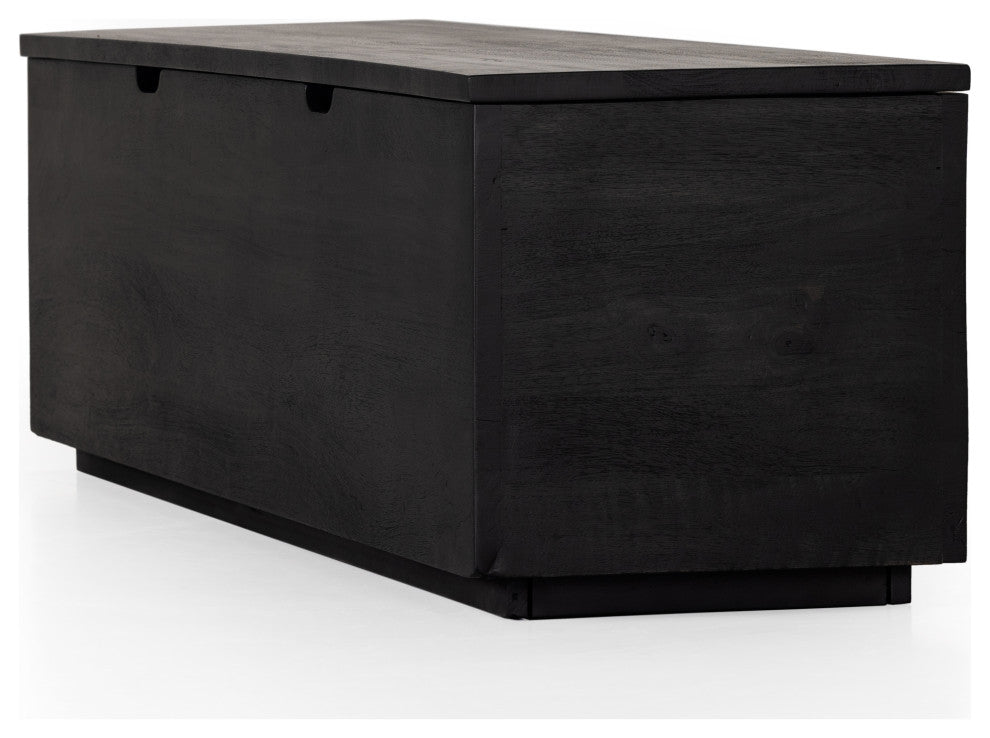 Duncan Trunk, Flint Black