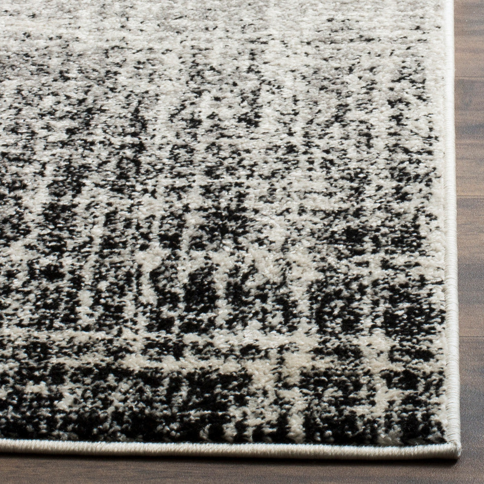 Safavieh Adirondack Collection, ADR116 Rug, Ivory/Black, 2'6"x8'