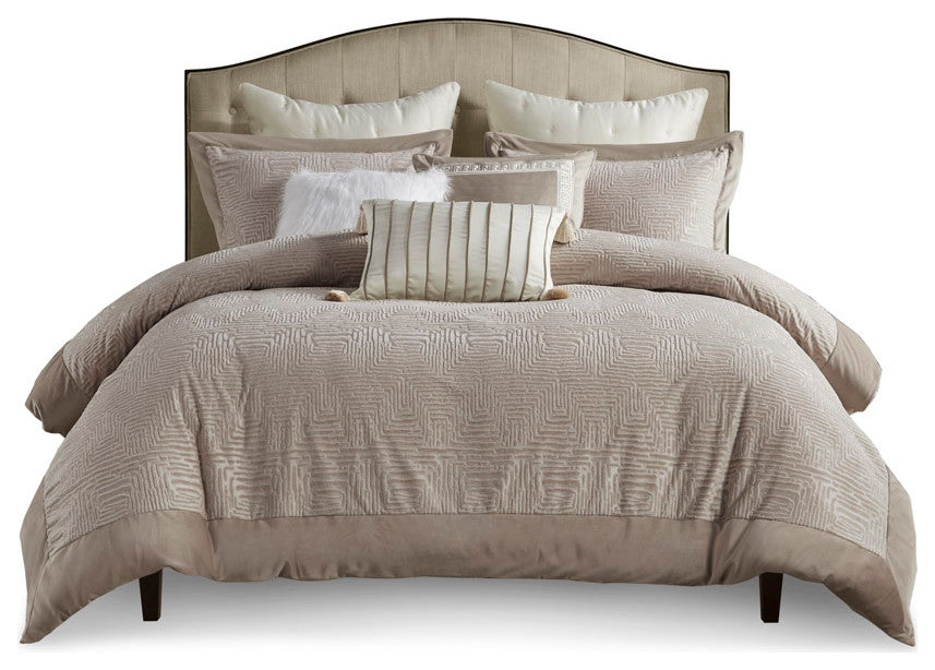 Madison Park Signature Pescal Oversized Velvet Comforter Set