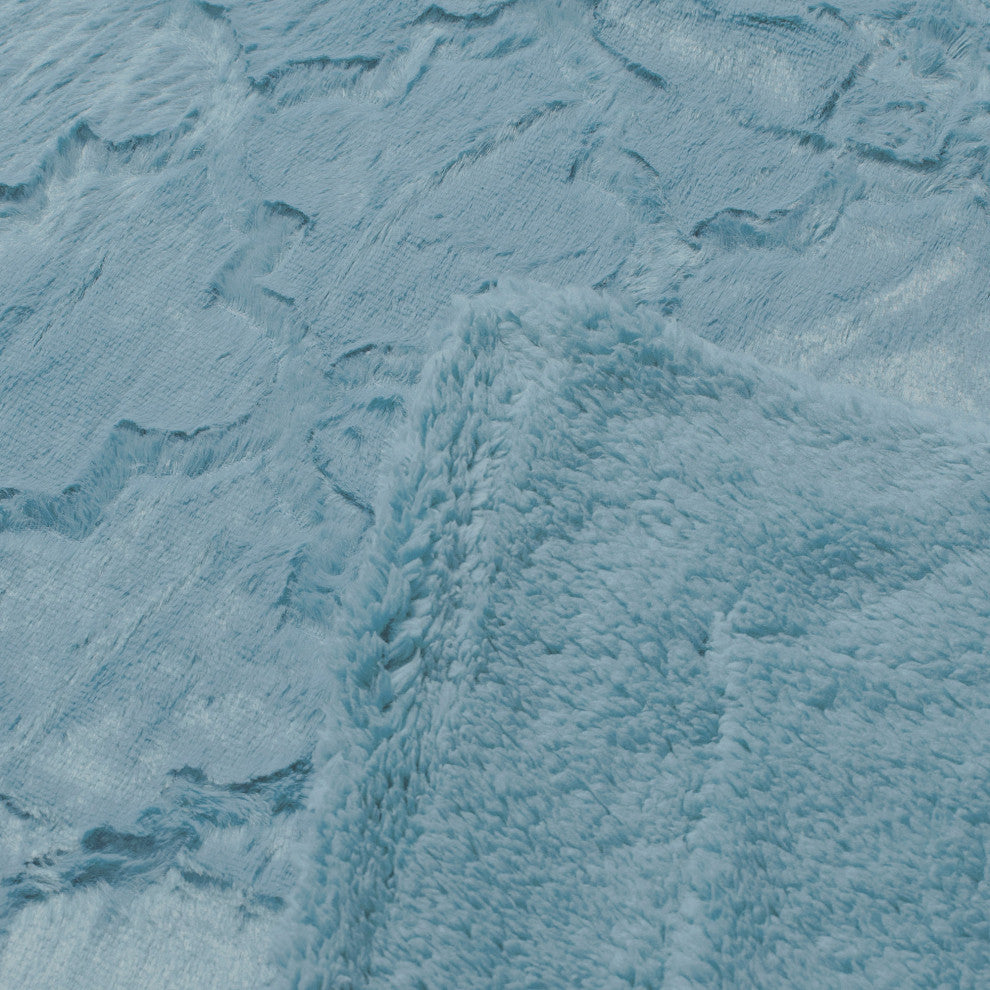 Ashley Brushed Faux Fur & Matching Sherpa Borrego Backing Throw, Silver Blue, 50" X 60"