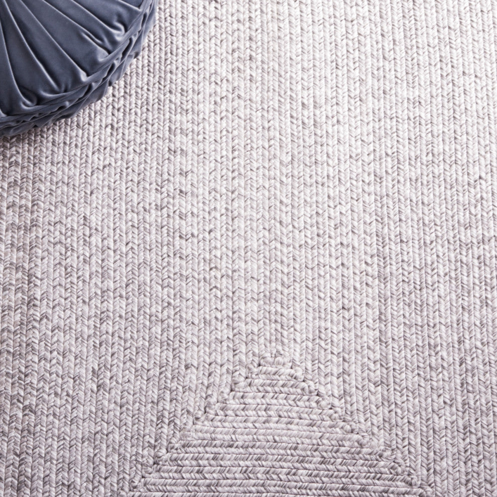 Safavieh Braided BRA220 Rug Machine-Washable, Grey, 9' Square