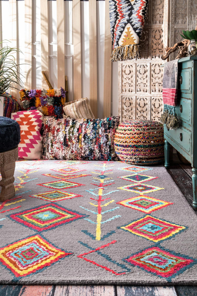 Nuloom Hand-Tufted Bohemian Moroccan Diamond Rug, Grey 5'x8'