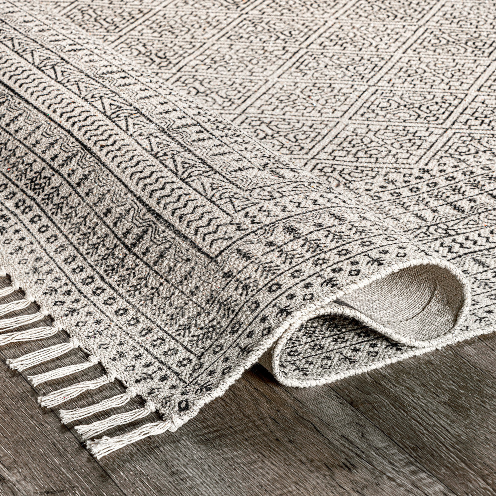Nuloom Flatweave Sparkling Moroccan Tribal Trellis Area Rug, Ivory 5'x8'