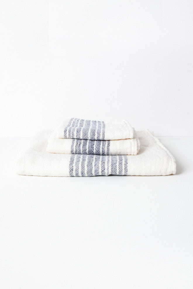 Kontex-Flax Line Organic Towels, Ivory/Navy, Wash Cloth
