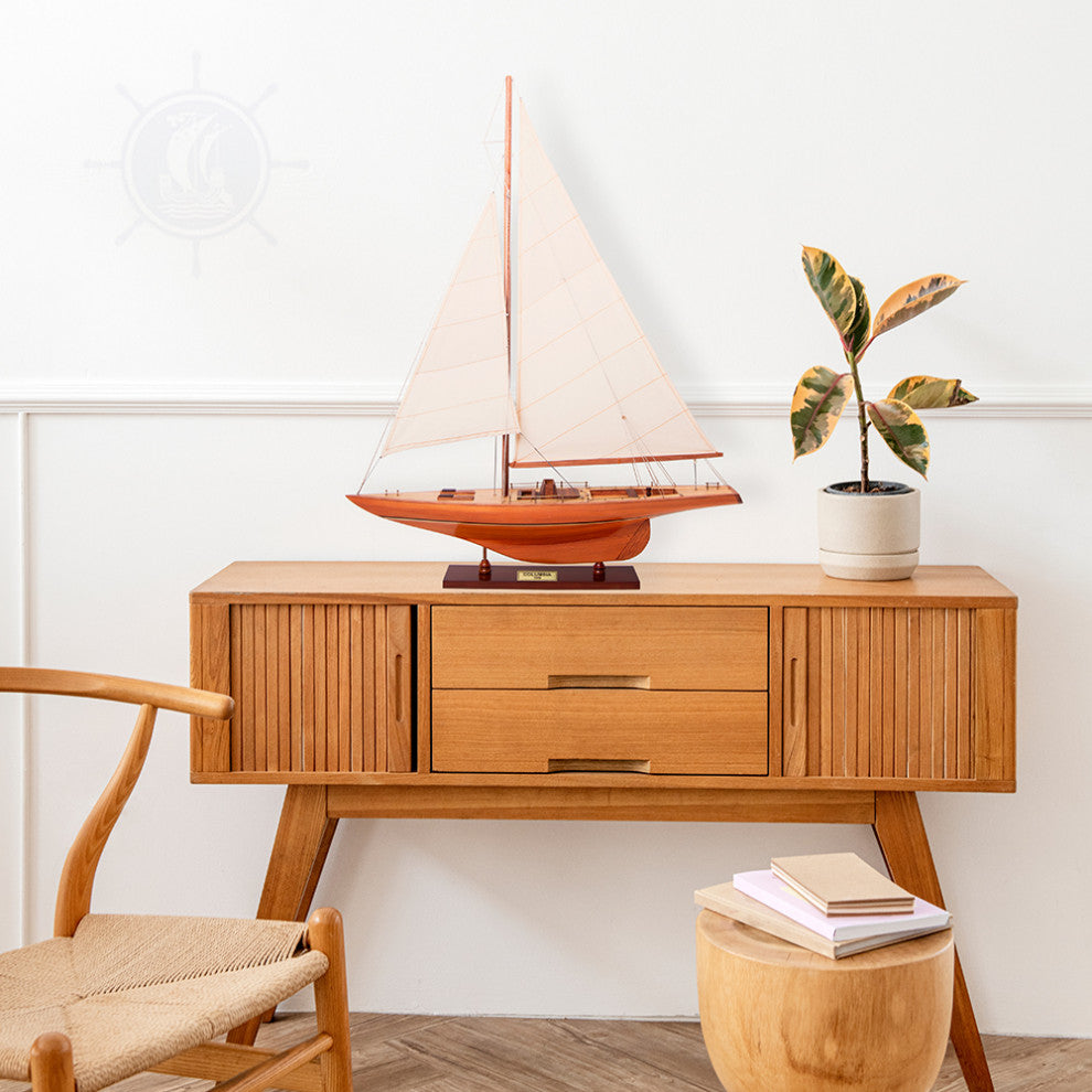 Columbia Sm Wooden model sailing boat