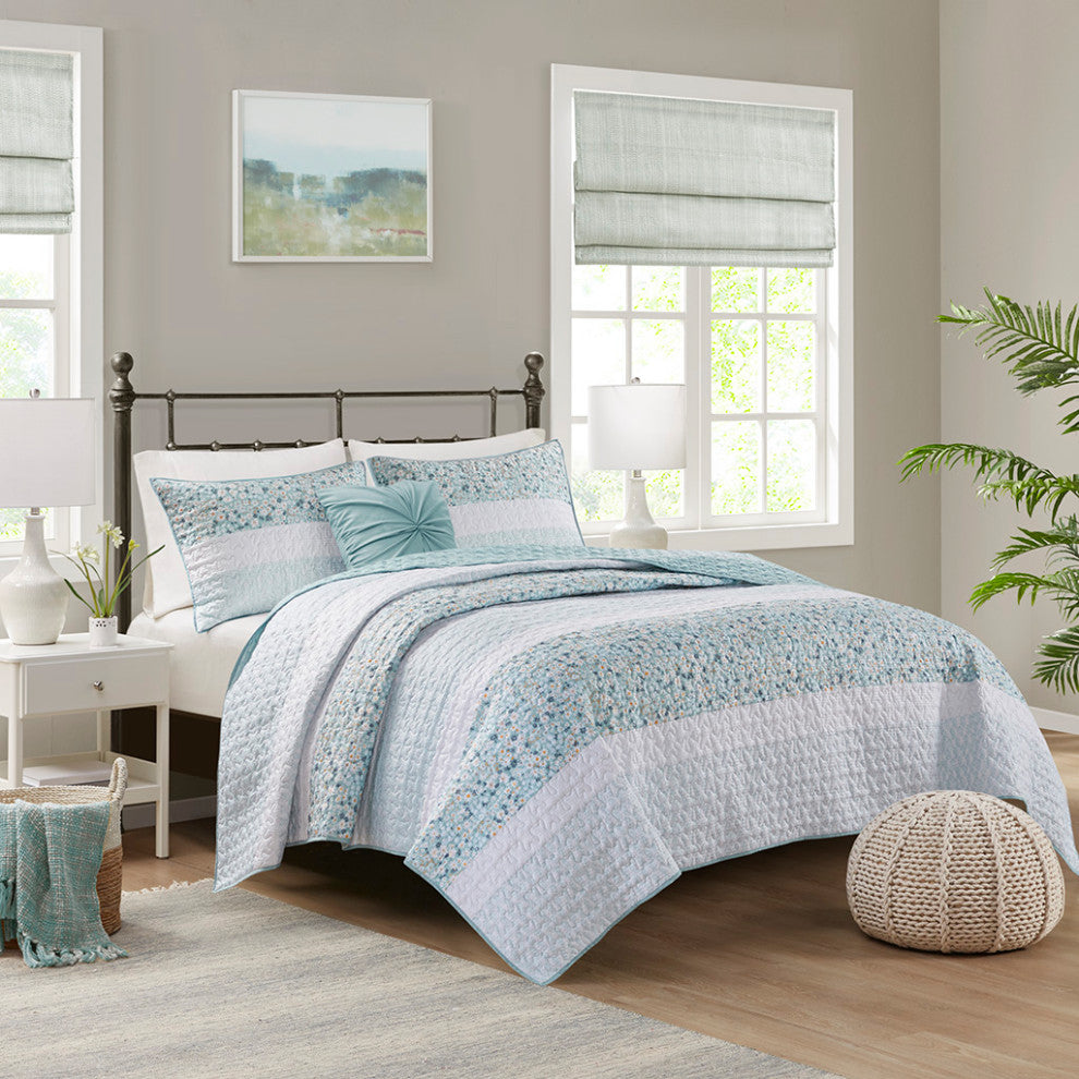 Madison Park Caralie 4 Piece Seersucker Quilt Set With Throw Pillow
