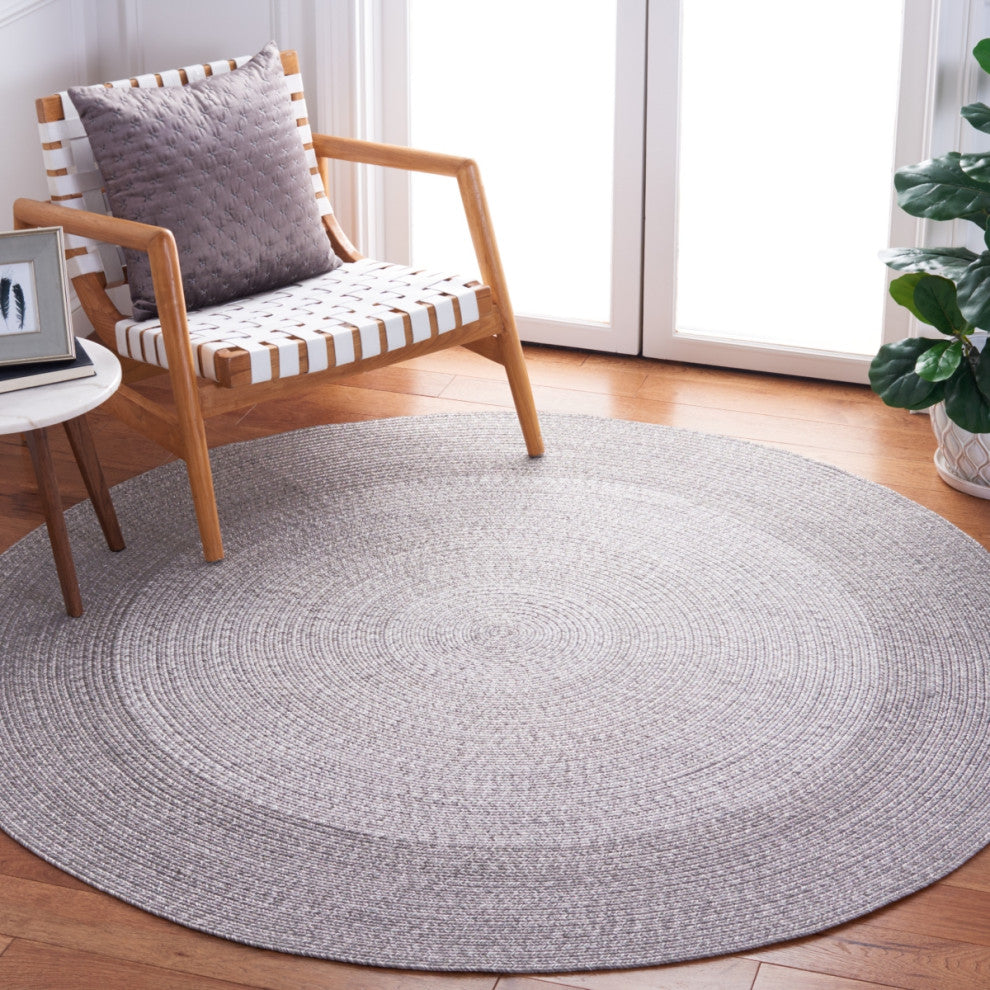 Safavieh Braided BRA220 Rug Machine-Washable, Grey, 8' Round