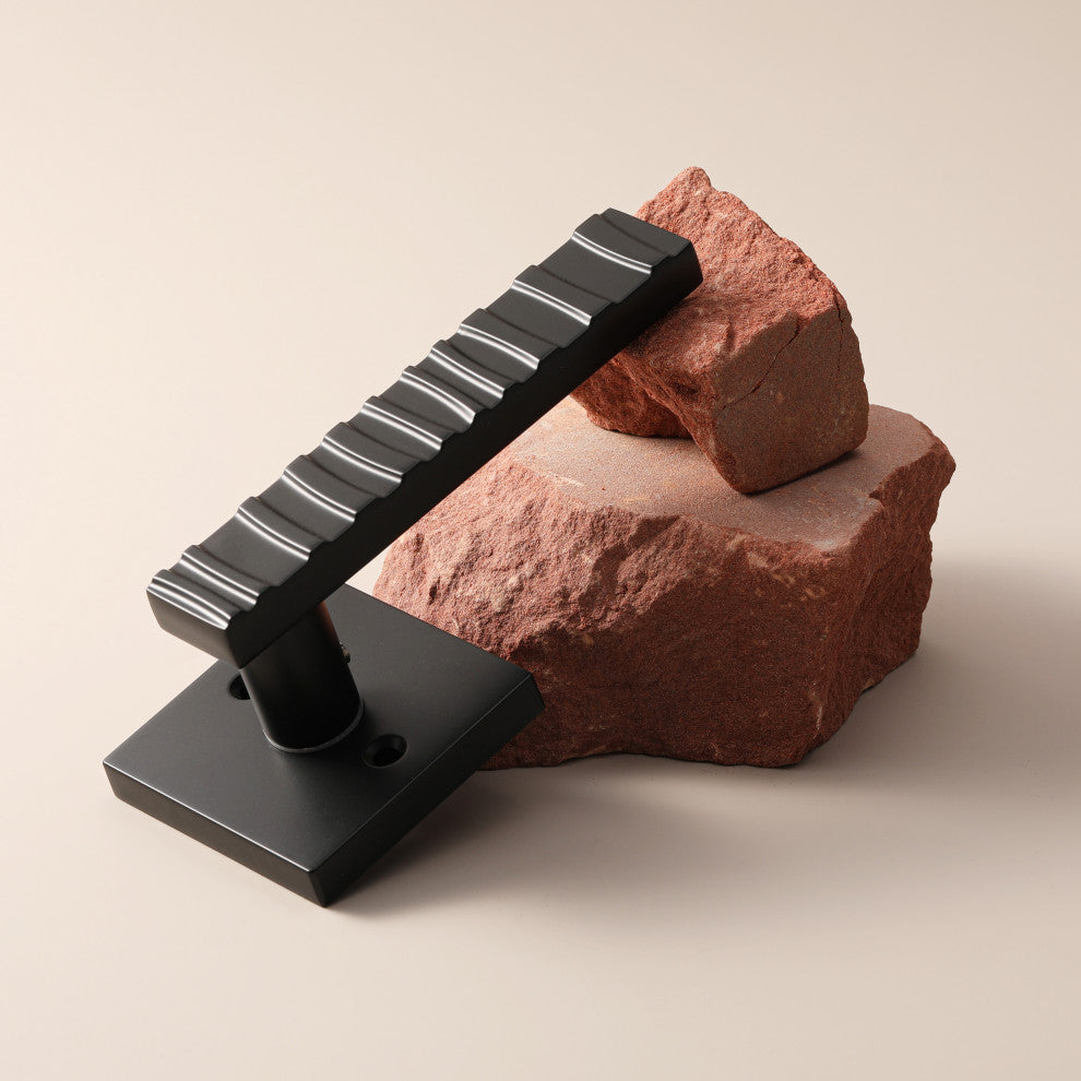 Modern Heavy Duty Designer Interior Door Lever - Groove Collection, Matte Black, Privacy Right Hand