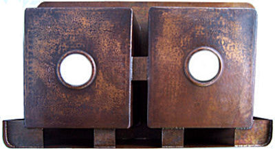 Terra Same-Size Farmhouse Double Well Hammered Kitchen Copper Sink
