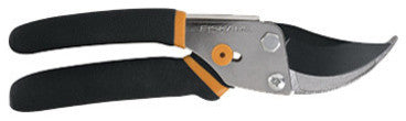 Fiskars 91095935 Traditional Bypass Pruner with Non-Slip Grip, 5/8" Cut