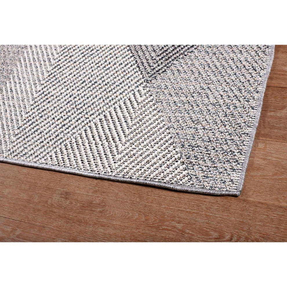 Resort Abstract Indoor/Outdoor Area Rug, Gray, 3'3"x5'