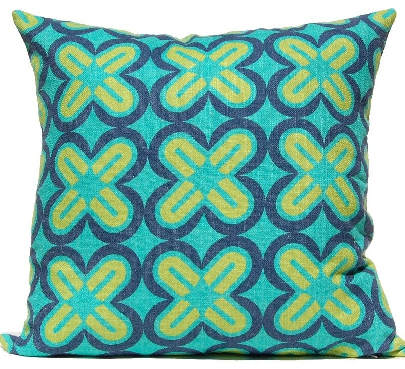 C's and X's Pillow, Ocean