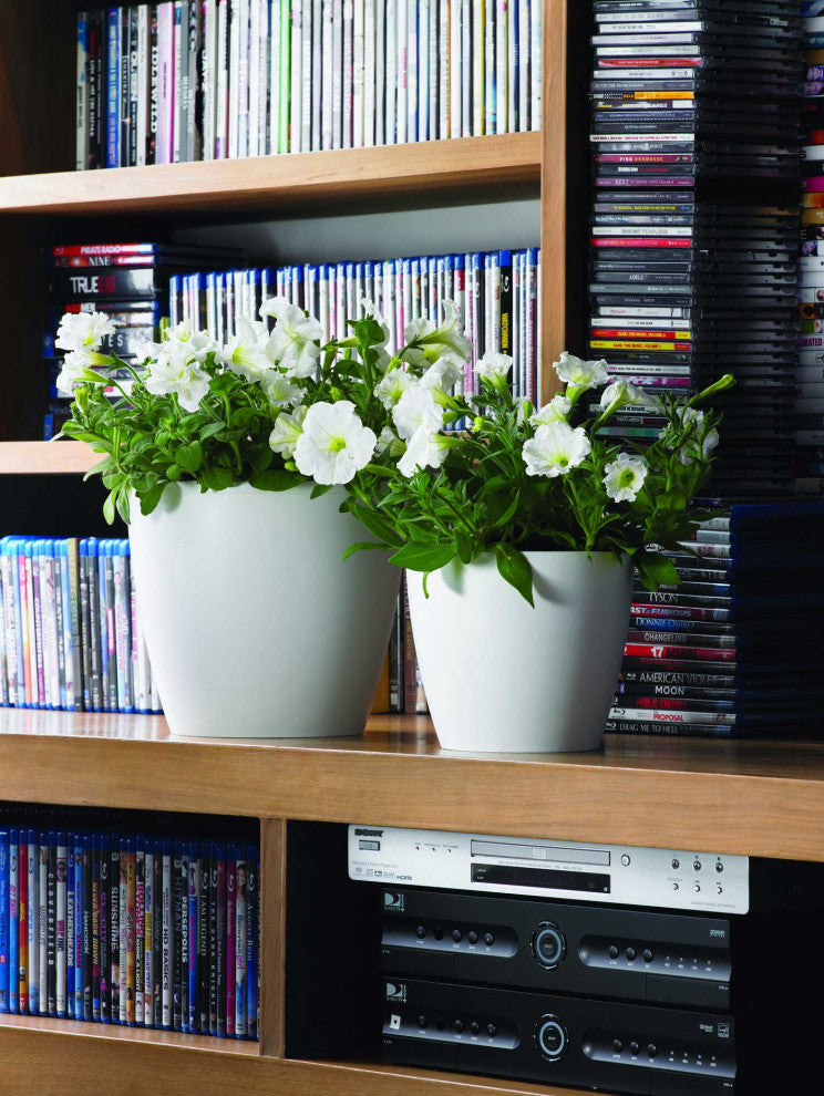 Eva 18'' Planter, White