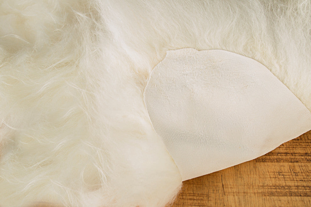 Natural 100% Icelandic Sheepskin Single Long Haired 2'x3' White