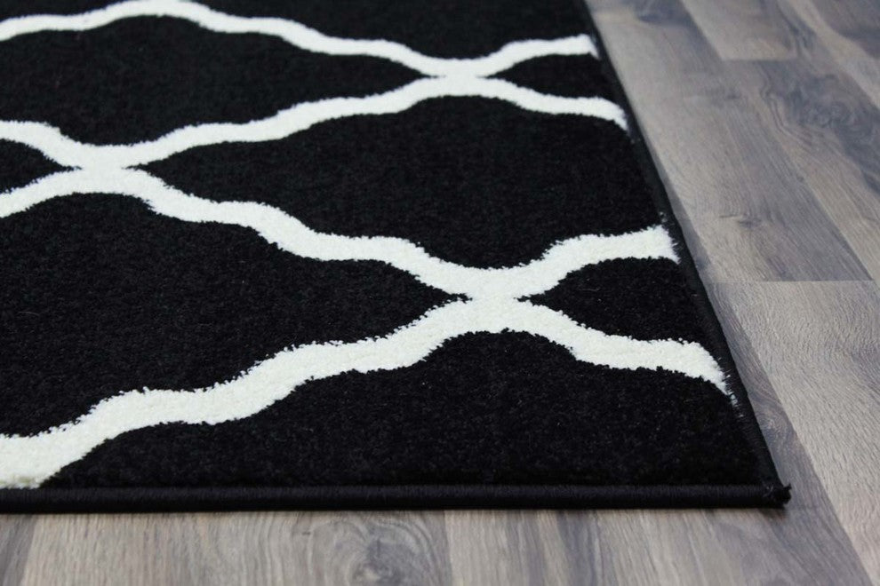 Metro Trellis Rug Black & White 7' 10'' X 9' 10''