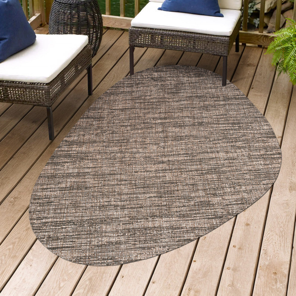 Callan Modern Rustic Abstract Indoor/Outdoor Shaped Area Rug