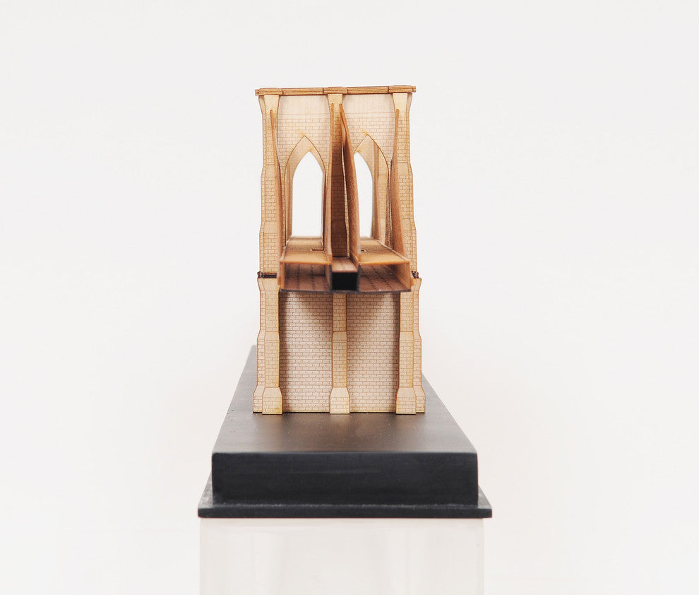 Brooklyn Bridge, Model