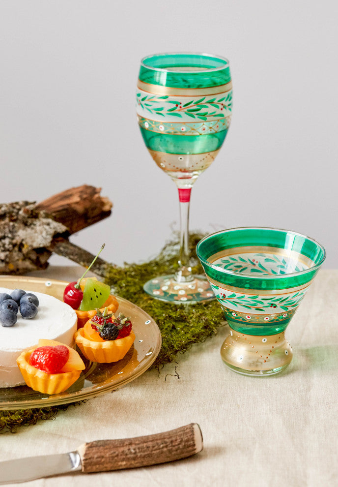 Christmas Garland Cosmopolitan Glasses, Set of 2