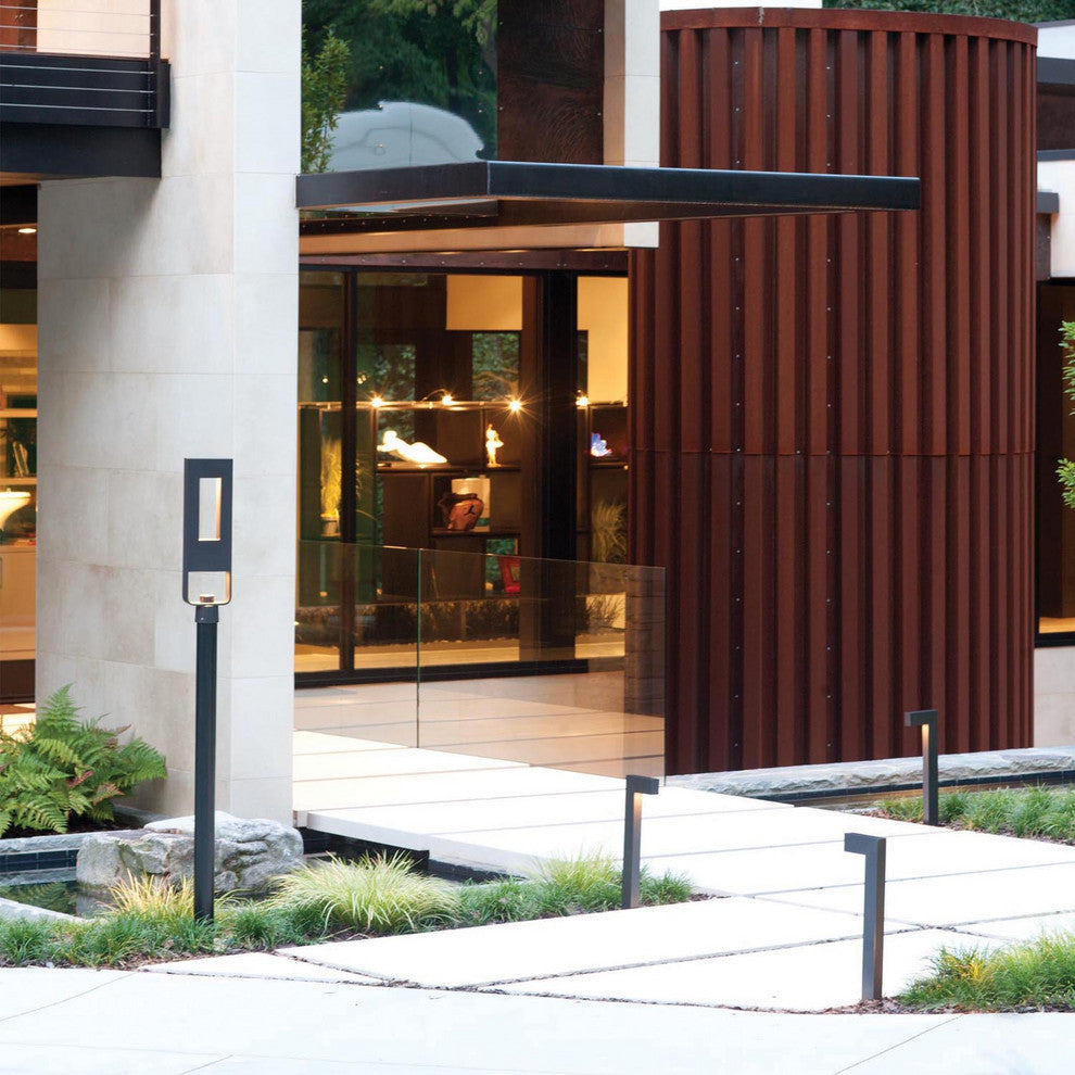 Hinkley Landscape Atlantis 20 Watt Path Light