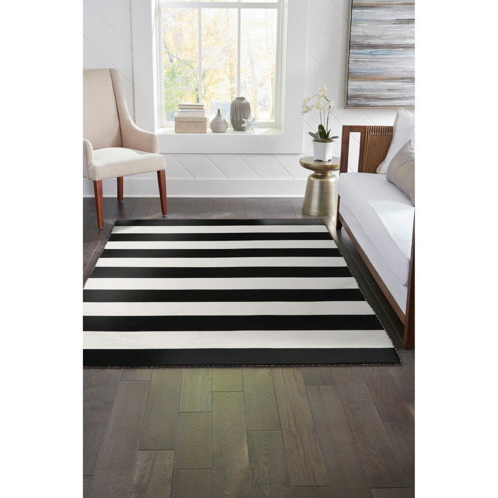 Sorrento Rugby Stripe Indoor/Outdoor Rug, Black, 8'3"x11'6"