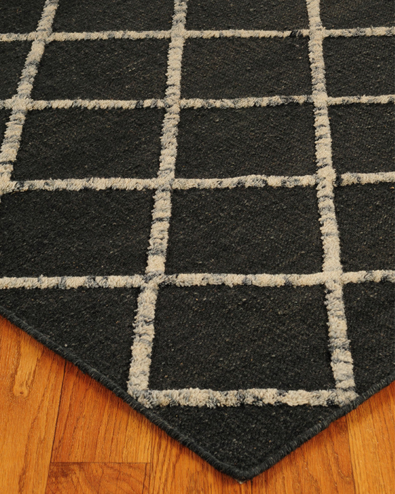 "Centre" Morrocan Wool Rug, 100% Natural Fiber, Hand Woven, 4' X 6'