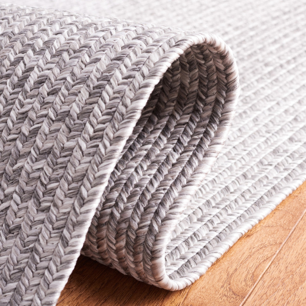 Safavieh Braided BRA220 Rug Machine-Washable, Grey, 9' Square
