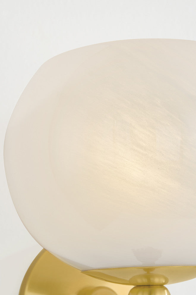 Mandy Cheng x Mitzi Niya Wall Sconce Aged Brass